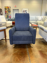 Load image into Gallery viewer, American Leather Blake Recliner - Floor Model