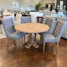 Load image into Gallery viewer, 48” Round Dining Table