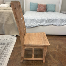 Load image into Gallery viewer, Antique Oak Dining Chair
