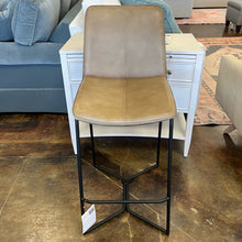 Load image into Gallery viewer, Essex 18" Morgan Counter Chair Hand Washed Taupe

