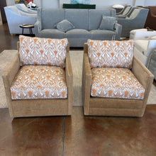 Load image into Gallery viewer, Springfield Two Tone Swivel Chair
