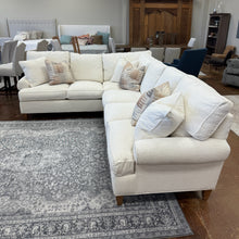 Load image into Gallery viewer, Cindy Sectional Sofa
