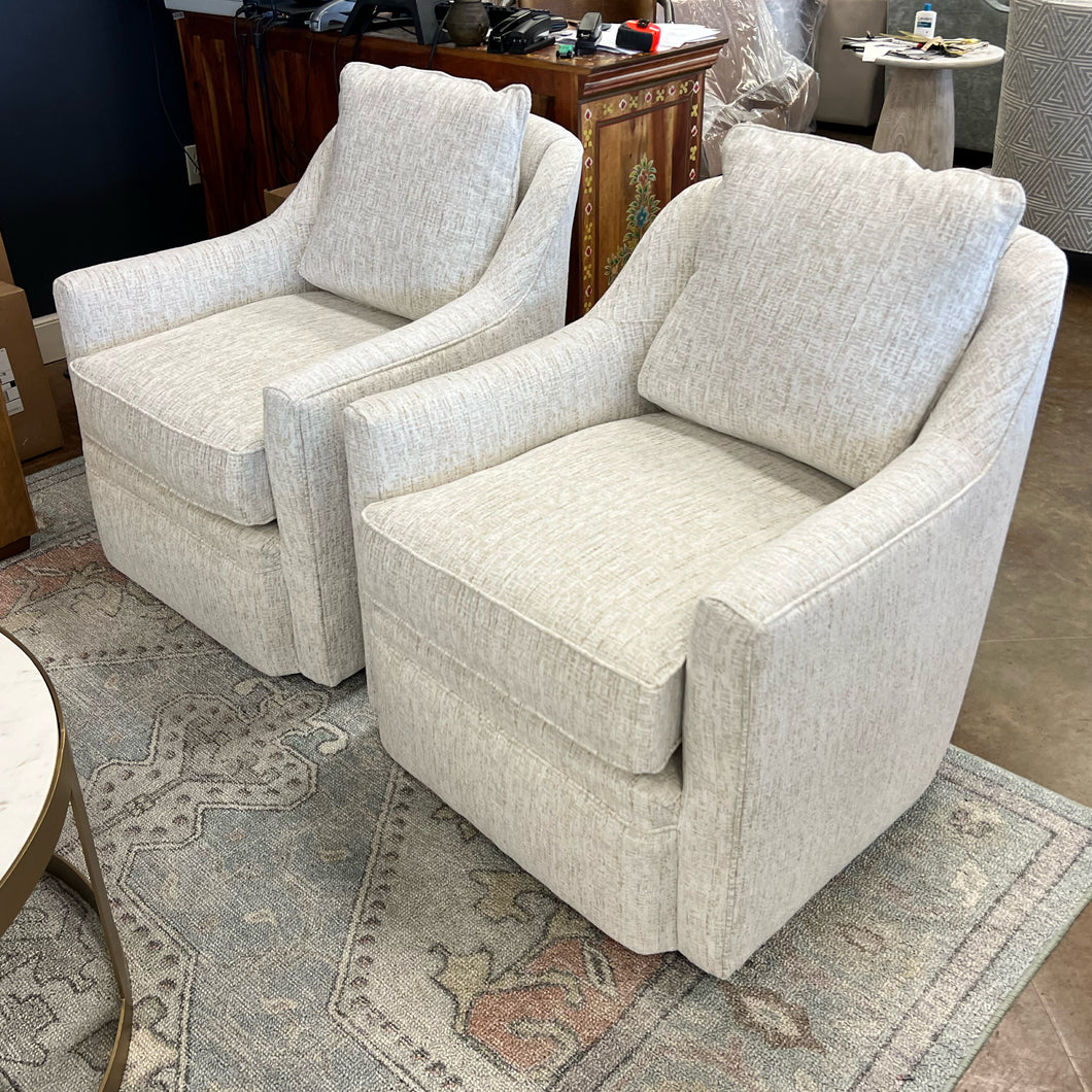 Hollins Swivel Chair