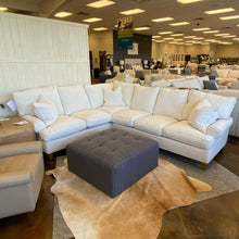 Load image into Gallery viewer, Cindy Sectional Sofa

